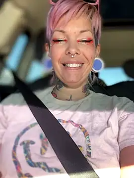 GoldieBakeman online show from 10/23/25, 10:30