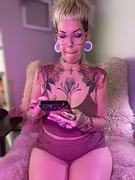 GoldieBakeman online show from 02/12/26, 08:19