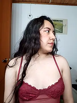 Emi chik online show from 02/14/26, 10:37