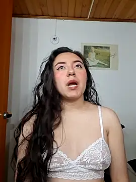 Emi chik online show from 02/28/26, 10:37