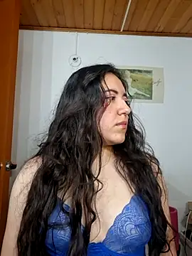 Emi chik online show from 03/27/26, 10:49