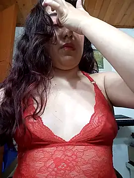 Snapshot of Emi_chik chatting on 03/15/25, 05:19 Emi chik online show from 03/15/25, 05:19