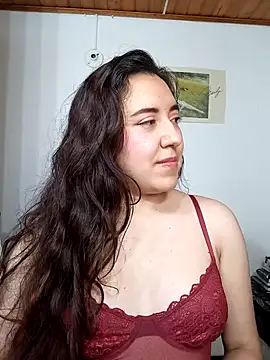 Snapshot of Emi_chik chatting on 10/10/25, 11:22 Emi chik online show from 10/10/25, 11:22