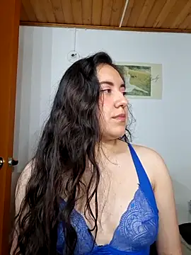 Emi chik online show from 02/27/26, 10:04