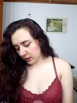 Snapshot of Emi_chik chatting on 02/09/25, 03:11 Emi chik online show from 02/09/25, 03:11