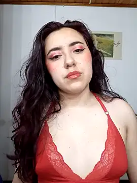 Snapshot of Emi_chik chatting on 01/17/25, 09:28 Emi chik online show from 01/17/25, 09:28