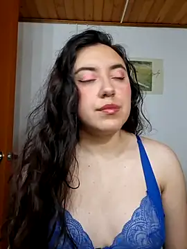 Emi chik online show from 03/14/26, 11:38