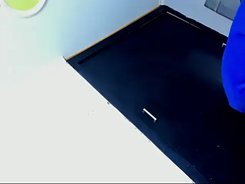 Eyleen Santos online show from 11/19/25, 08:09