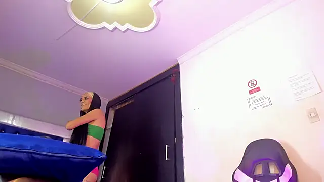 Eyleen Santos online show from 02/10/26, 07:46