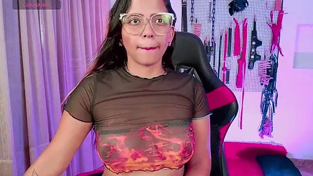 Megaan Greey online show from 10/06/25, 02:40