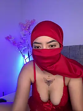 Sweet hot mia online show from 05/07/26, 02:20