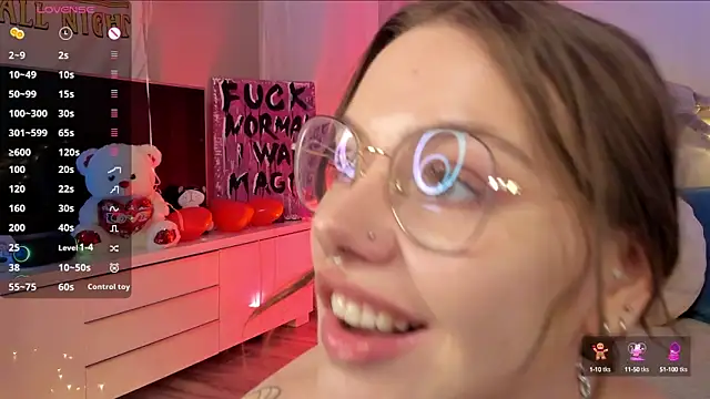 Marta May  online show from 03/04/25, 06:39