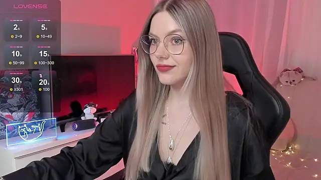 Marta May  online show from 09/28/25, 05:53