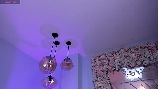 KatieNolan 1 online show from 03/18/26, 06:53