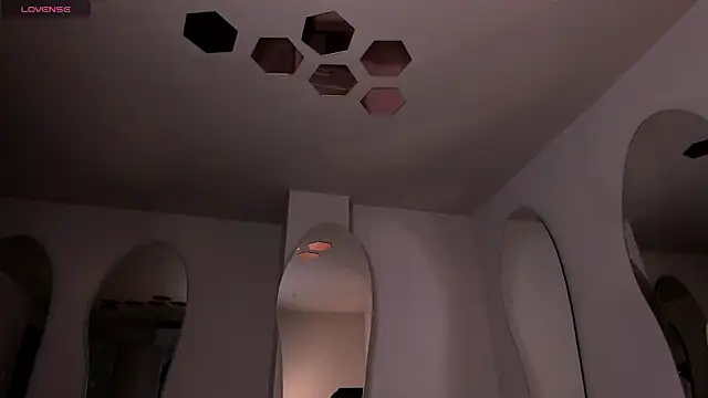 KatieNolan 1 online show from 03/24/26, 07:03