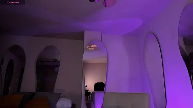 KatieNolan 1 online show from 03/26/26, 07:23