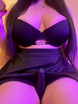 Cameelia online show from 11/20/25, 09:58