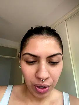 Snapshot of Argentiiniita chatting on 12/14/25, 08:36 Argentiiniita online show from 12/14/25, 08:36