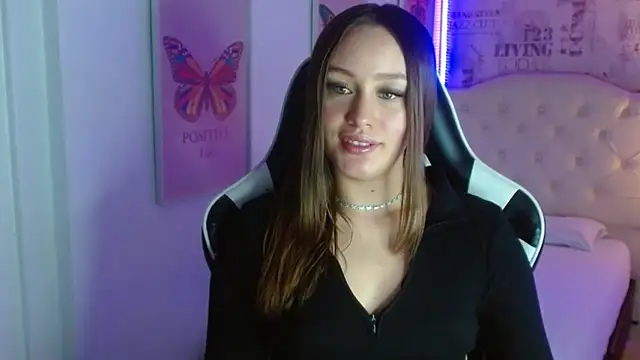Snapshot of Ivyy_Crystal chatting on 02/27/25, 09:04 Ivyy Crystal online show from 02/27/25, 09:04