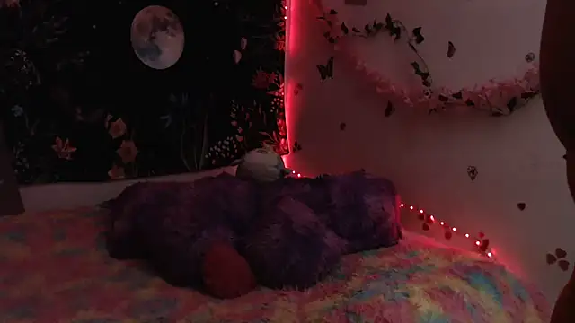 Emillyy m online show from 04/06/26, 10:55