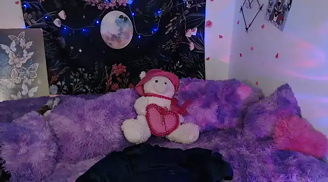 Emillyy m online show from 01/15/25, 03:54