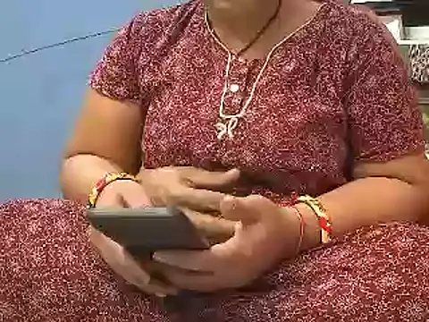 Snapshot of naina-80 chatting on 03/06/25, 04:38 naina-80 online show from 03/06/25, 04:38