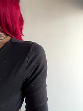 Kuromi LS online show from 02/20/25, 10:15