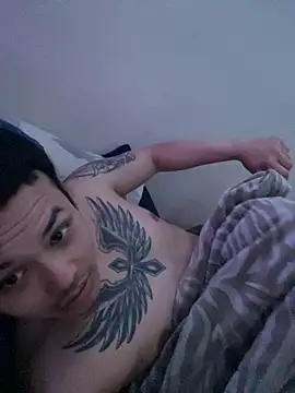 gamingcouple420 online show from 11/01/25, 07:02