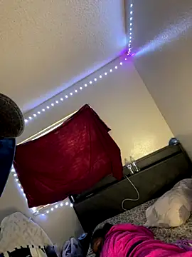 gamingcouple420 online show from 12/13/25, 08:04