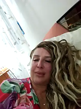 MariaRichi  online show from 09/17/25, 07:05