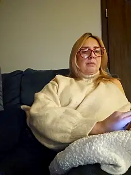 MariaRichi  online show from 02/11/26, 07:47