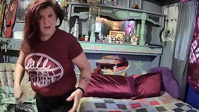 Fantasymaid80 online show from 10/28/25, 09:14