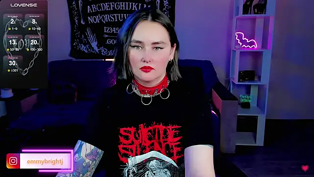 Snapshot of Emmybrightj_ chatting on 03/11/25, 07:24 Emmybrightj online show from 03/11/25, 07:24