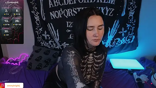 Snapshot of Emmybrightj_ chatting on 10/02/25, 01:31 Emmybrightj online show from 10/02/25, 01:31