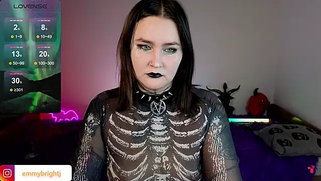 Snapshot of Emmybrightj_ chatting on 12/02/25, 01:39 Emmybrightj online show from 12/02/25, 01:39