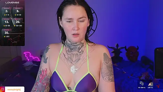 Snapshot of Emmybrightj_ chatting on 11/13/25, 01:53 Emmybrightj online show from 11/13/25, 01:53