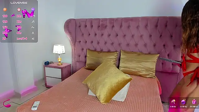 ShainaBonne online show from 10/09/25, 07:36