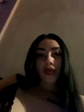 Gya Rue online show from 12/05/25, 01:05