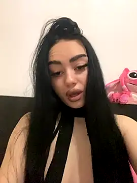 Gya Rue online show from 11/17/25, 08:57