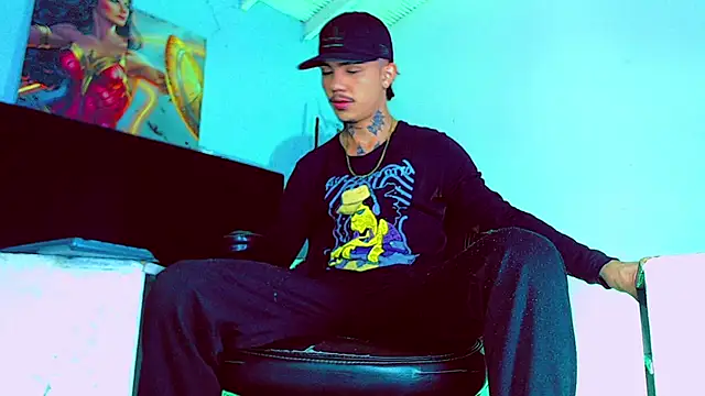 HannibalLester online show from 10/25/25, 04:33