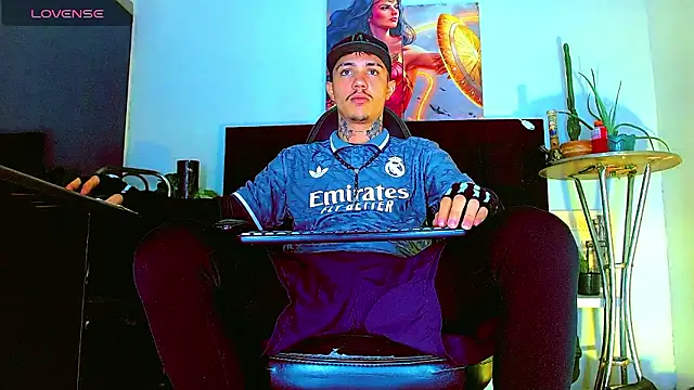 HannibalLester online show from 01/17/26, 04:27