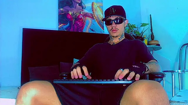 HannibalLester online show from 11/03/25, 05:56