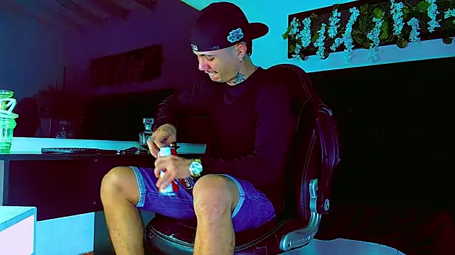 HannibalLester online show from 03/20/26, 02:56