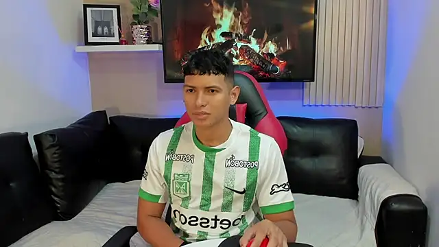 yei-sant online show from 11/12/25, 03:54