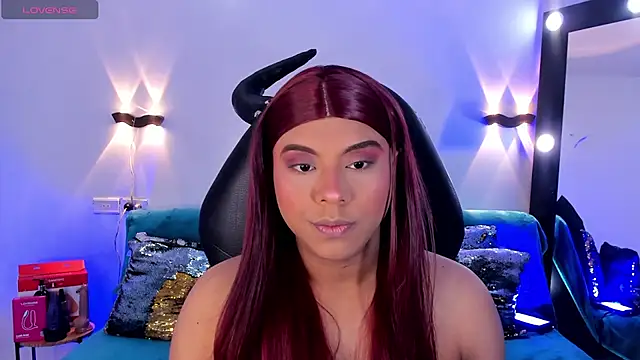 Emili Roux online show from 04/13/26, 09:57