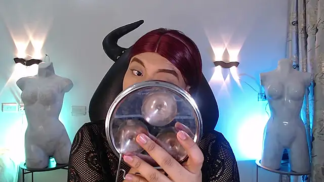 Emili Roux online show from 02/20/26, 12:07