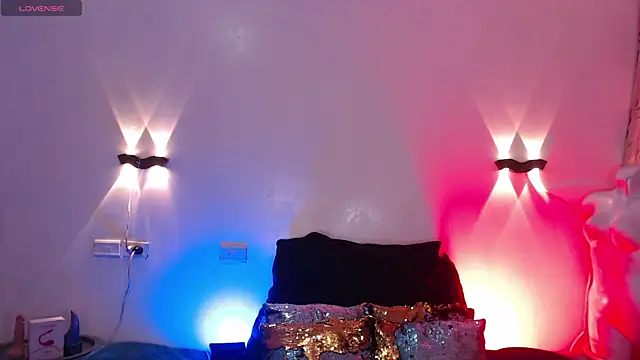 Emili Roux online show from 11/10/25, 12:10