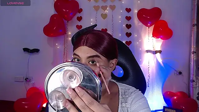 Emili Roux online show from 02/12/26, 06:18