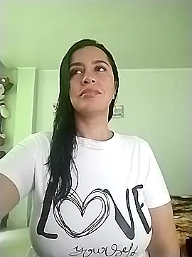 hailey85 online show from 10/18/25, 07:27