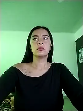 Snapshot of hailey85 chatting on 02/09/26, 09:24 hailey85 online show from 02/09/26, 09:24